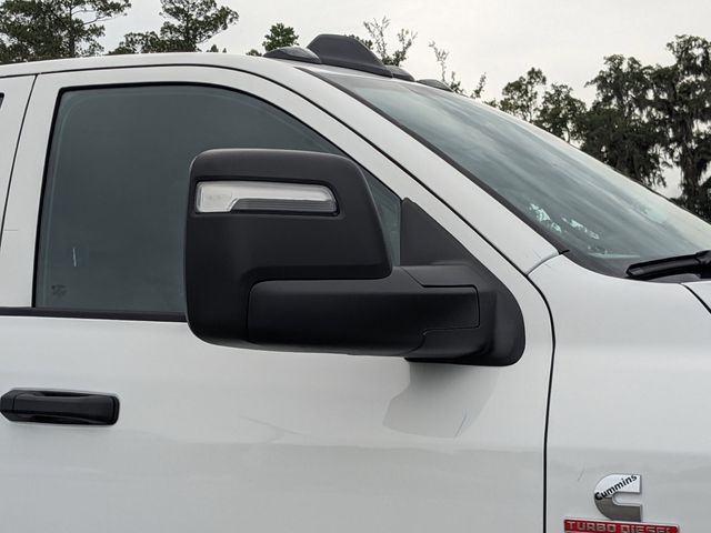 2025 RAM 3500 Chassis Tradesman - Photo 12