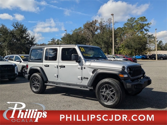 2024 Jeep Wrangler 4-Door Sport S's photo