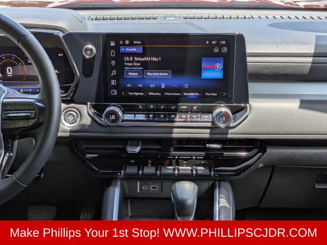 2024 Chevrolet Colorado LT - Photo 17