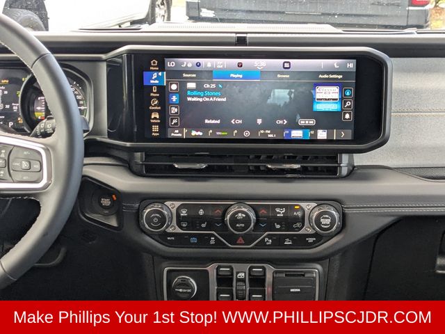 2025 Jeep Wrangler 4xe Sahara 4XE - Photo 16