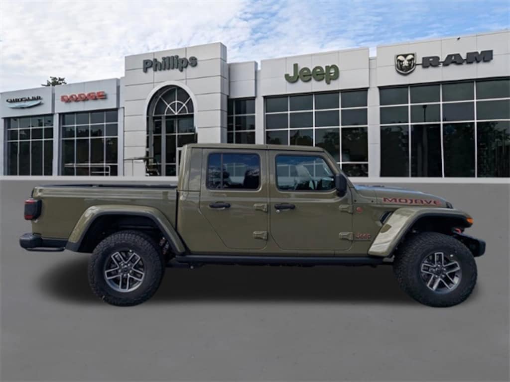 New 2025 Jeep Gladiator MOJAVE X 4X4 Pickup