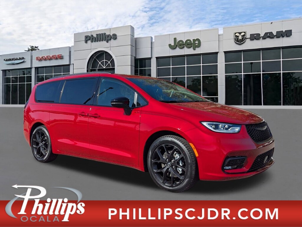 New 2026 Chrysler Pacifica LIMITED Passenger Van