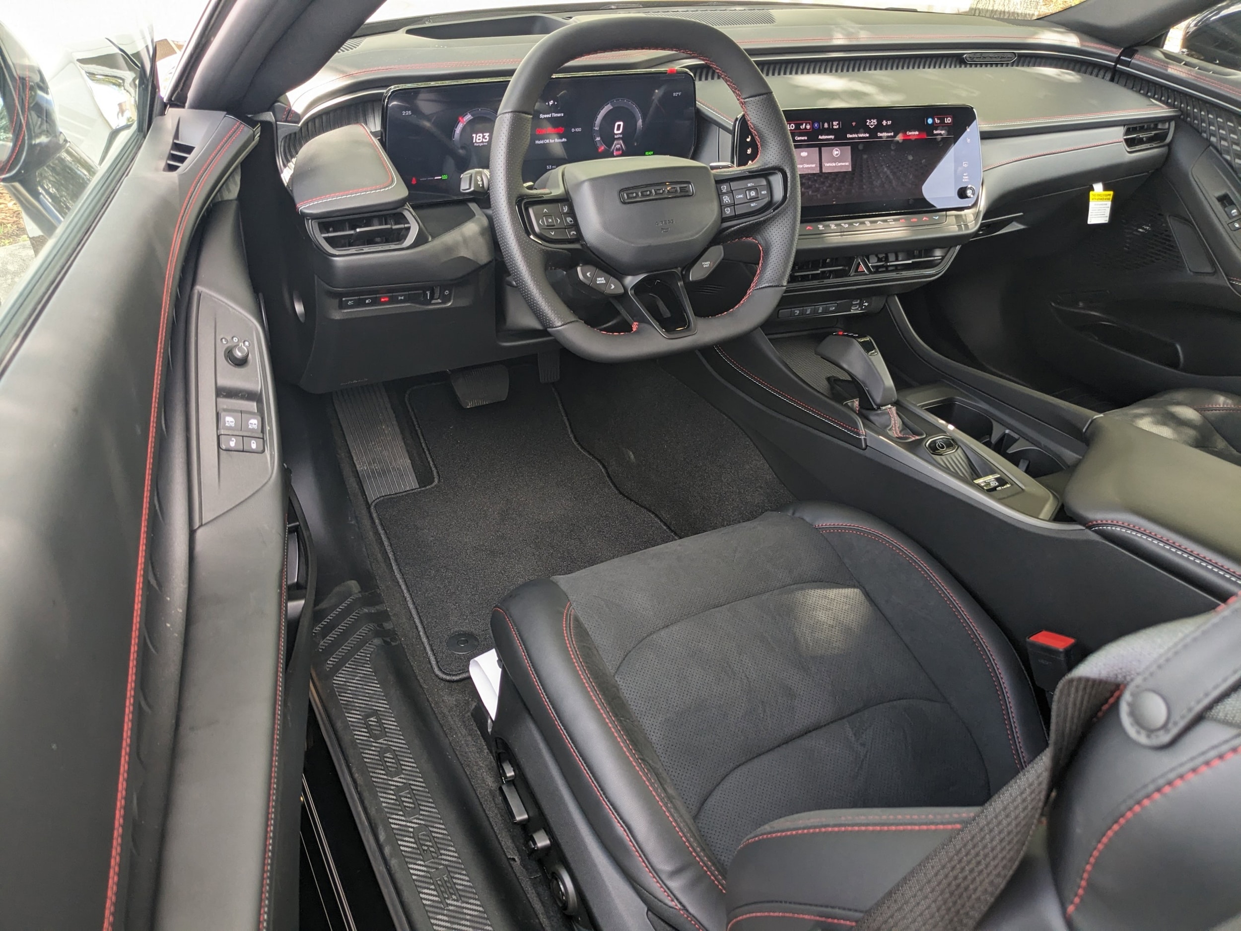 2025 Dodge Charger Daytona Scat Pack - Photo 12