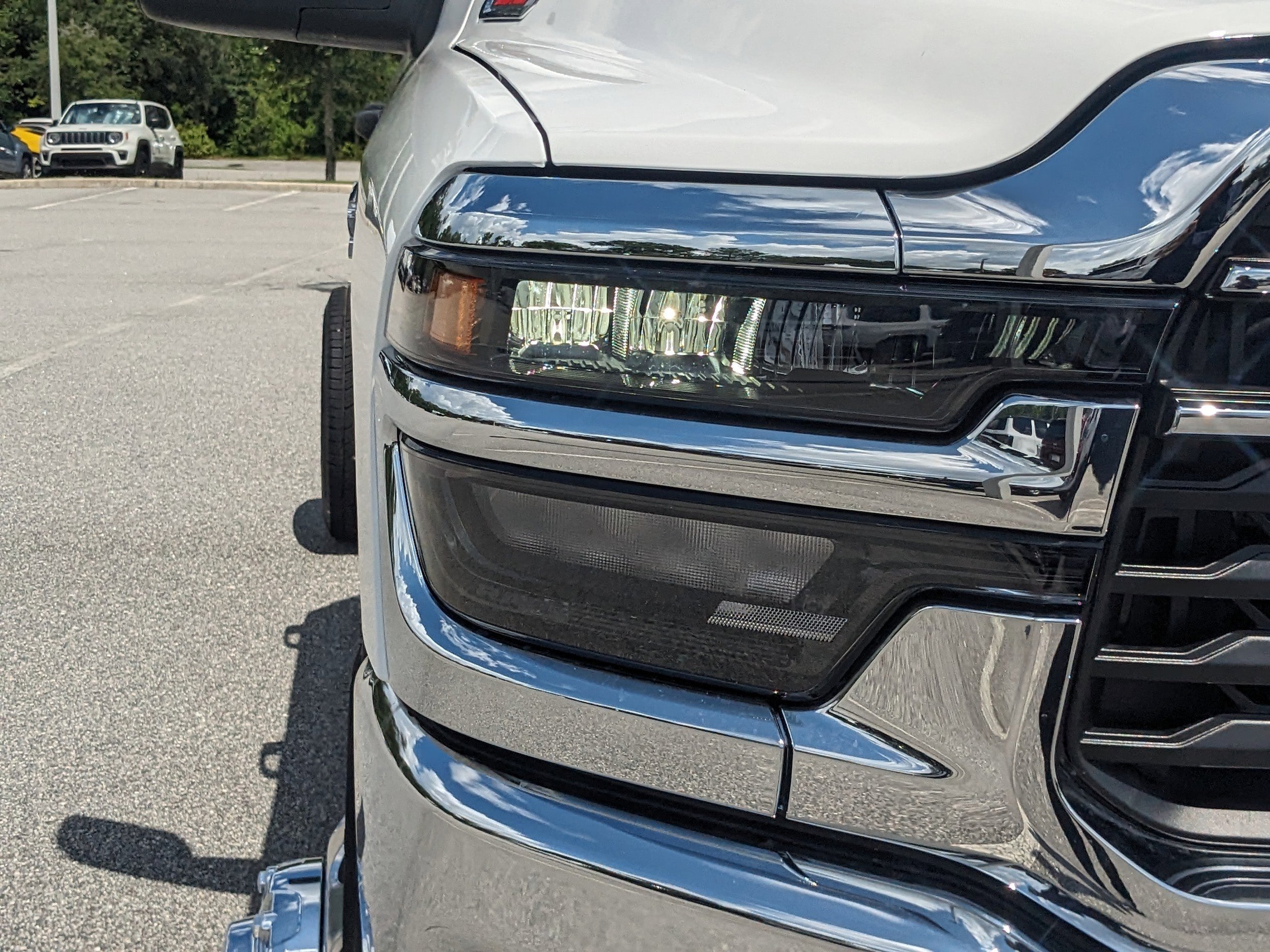 2025 RAM 3500 Chassis Tradesman - Photo 9