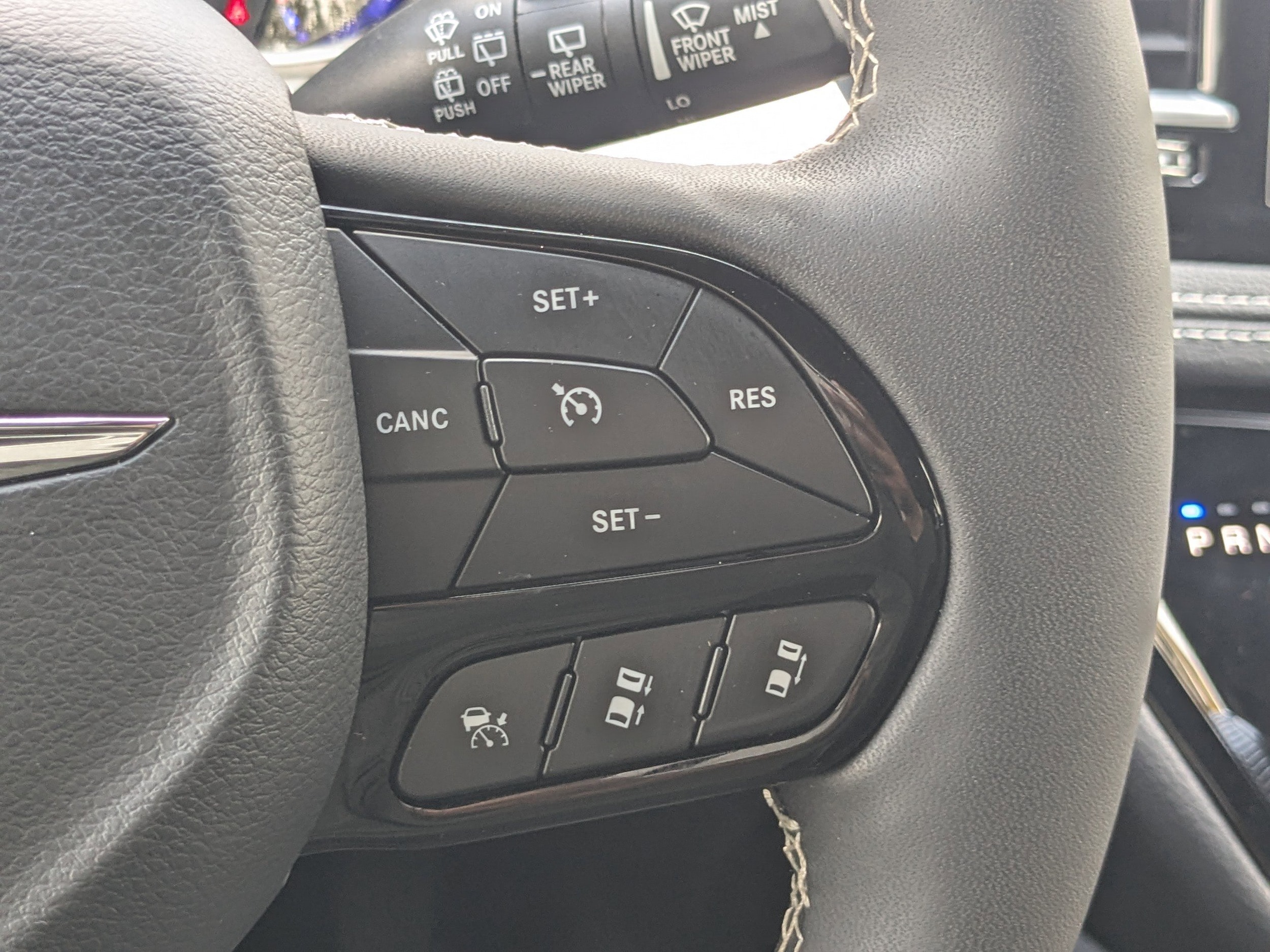2025 Chrysler Pacifica PHEV Select - Photo 25