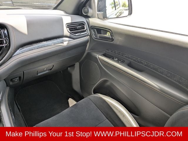 2025 Dodge Durango R/T - Photo 16