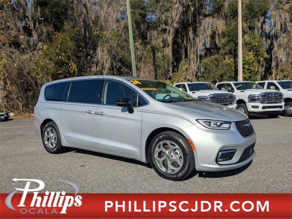 Certified 2024 Chrysler Pacifica Limited Minivan/Van