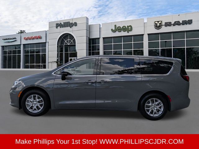 2025 Chrysler Pacifica Select - Photo 6