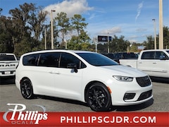 2026 Chrysler Pacifica LIMITED Passenger Van