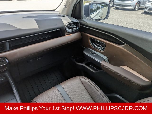 2025 Honda Pilot Elite - Photo 16