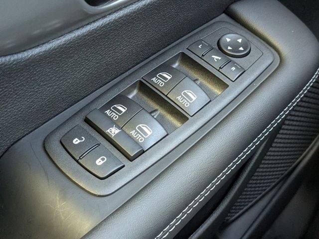 2026 Chrysler Pacifica Limited - Photo 25