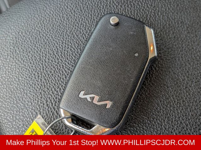 2022 Kia FORTE LXS - Photo 24