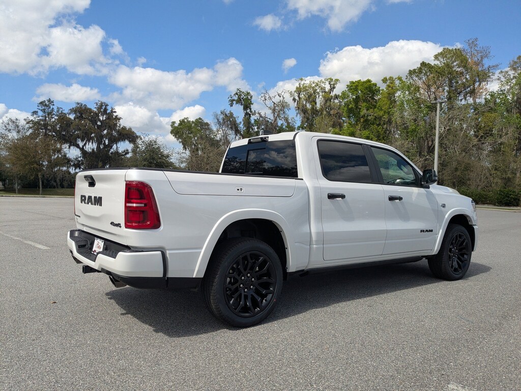 New 2026 Ram 1500 LIMITED CREW CAB 4X4 5'7 BOX Pickup