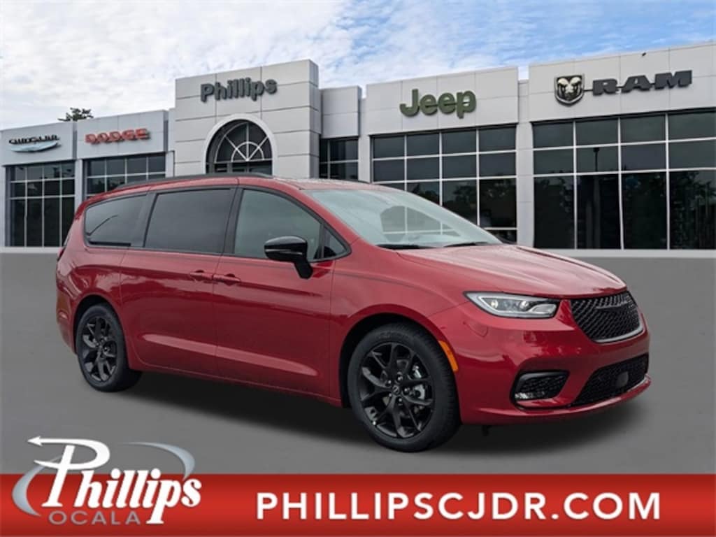 New 2026 Chrysler Pacifica LIMITED Passenger Van