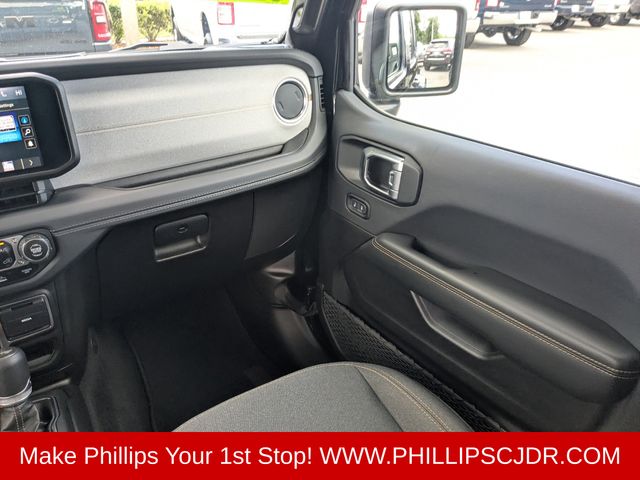 2025 Jeep Wrangler 4xe Sahara 4XE - Photo 17