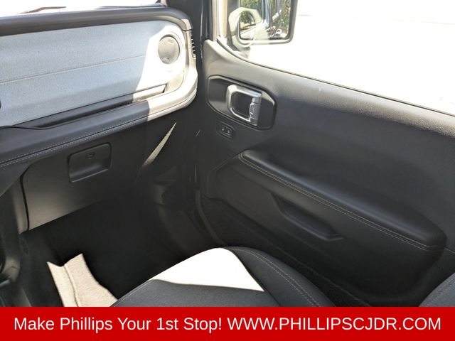 2025 Jeep Wrangler 4xe Sahara 4XE - Photo 15