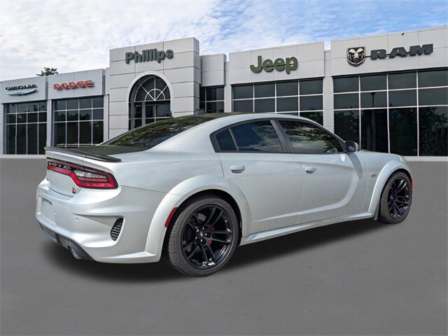 2021 Dodge Charger R/T Scat Pack Widebody photo 3