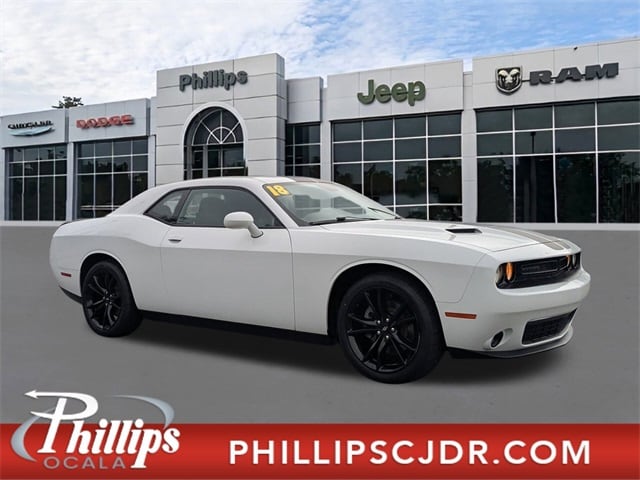 2018 Dodge Challenger SXT Plus's photo