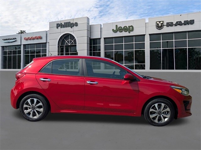2021 Kia Rio S photo 2