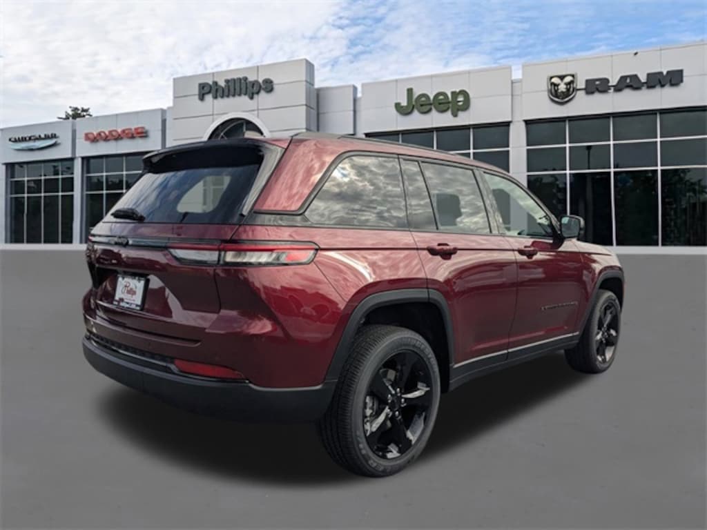 New 2025 Jeep Grand Cherokee ALTITUDE X 4X4 Sport Utility