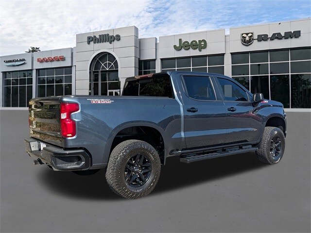 2020 Chevrolet Silverado 1500 LT Trail Boss photo 3