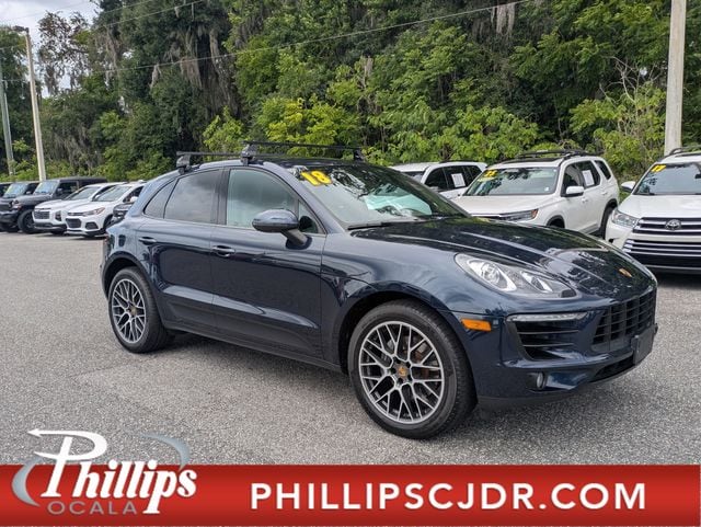 2018 Porsche Macan -'s photo