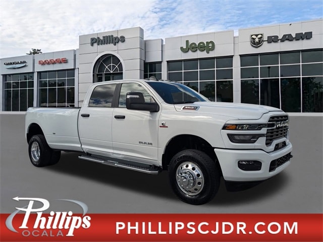 2026 RAM Ram 3500 Pickup Big Horn's photo