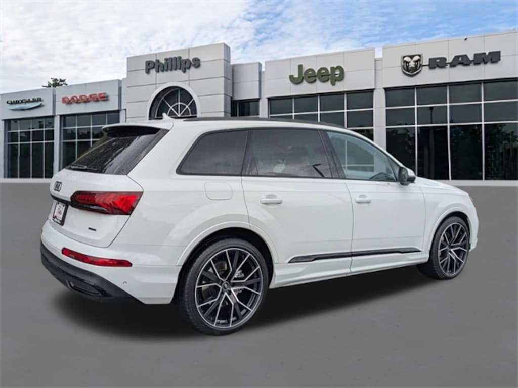 Used 2023 Audi Q7 55 Prestige SUV