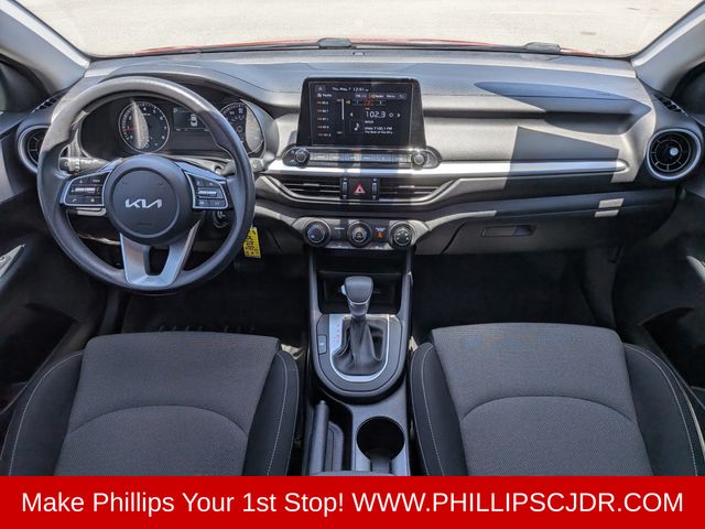 2022 Kia FORTE LXS - Photo 13