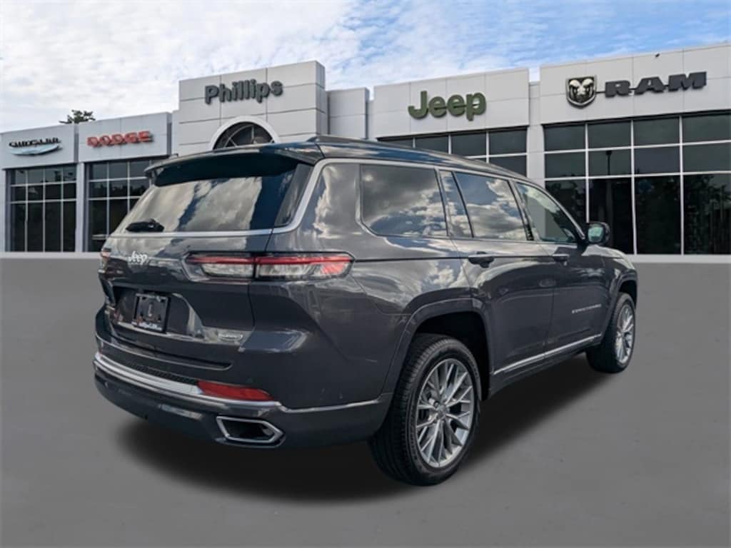 New 2025 Jeep Grand Cherokee L SUMMIT 4X4 Sport Utility