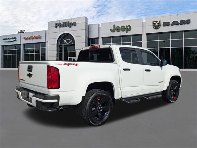 2019 Chevrolet Colorado LT photo 3