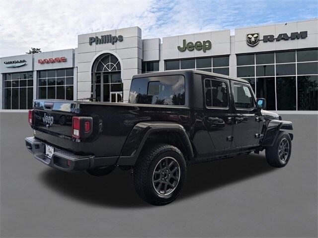2023 Jeep Gladiator Overland photo 3