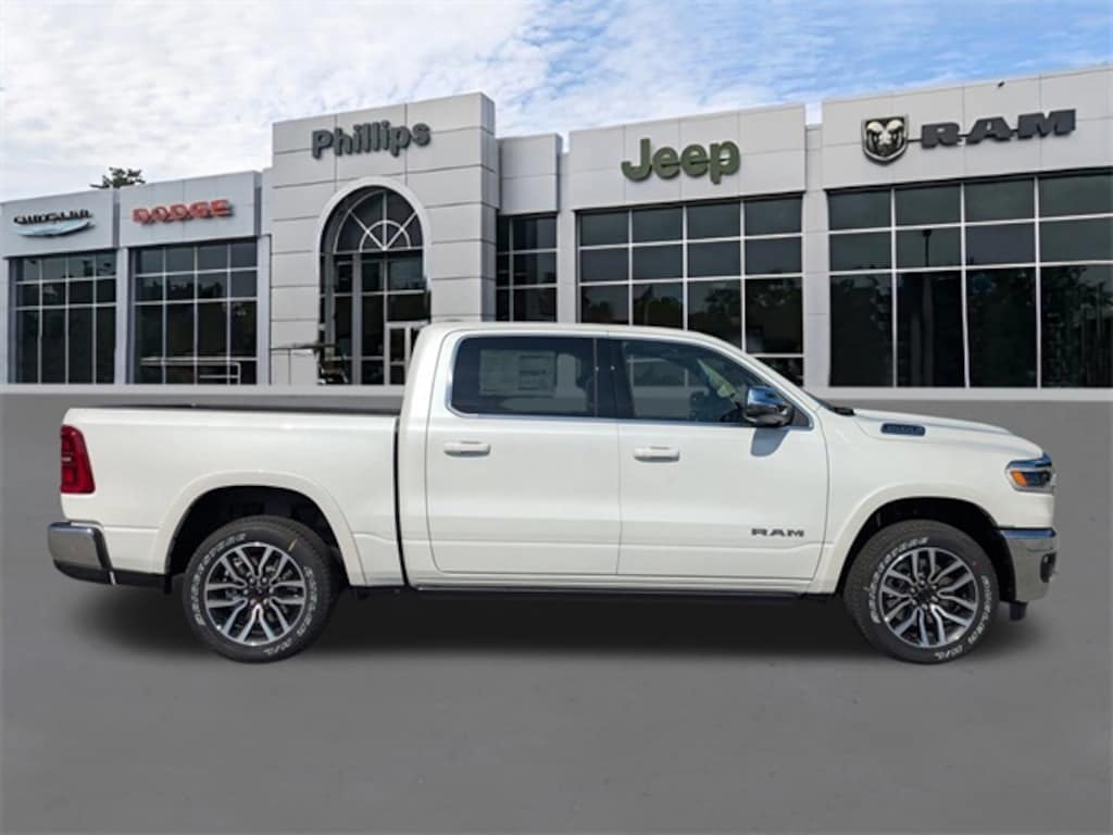 New 2026 Ram 1500 LIMITED LONGHORN CREW CAB 4X4 5'7 BOX Pickup
