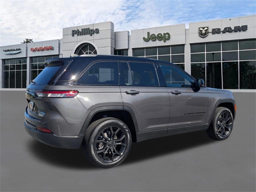 New 2025 Jeep Grand Cherokee LIMITED 4X4 Sport Utility