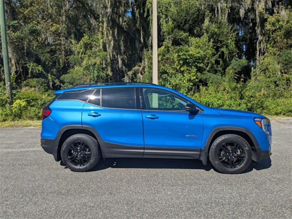 Used 2024 GMC Terrain AT4 SUV