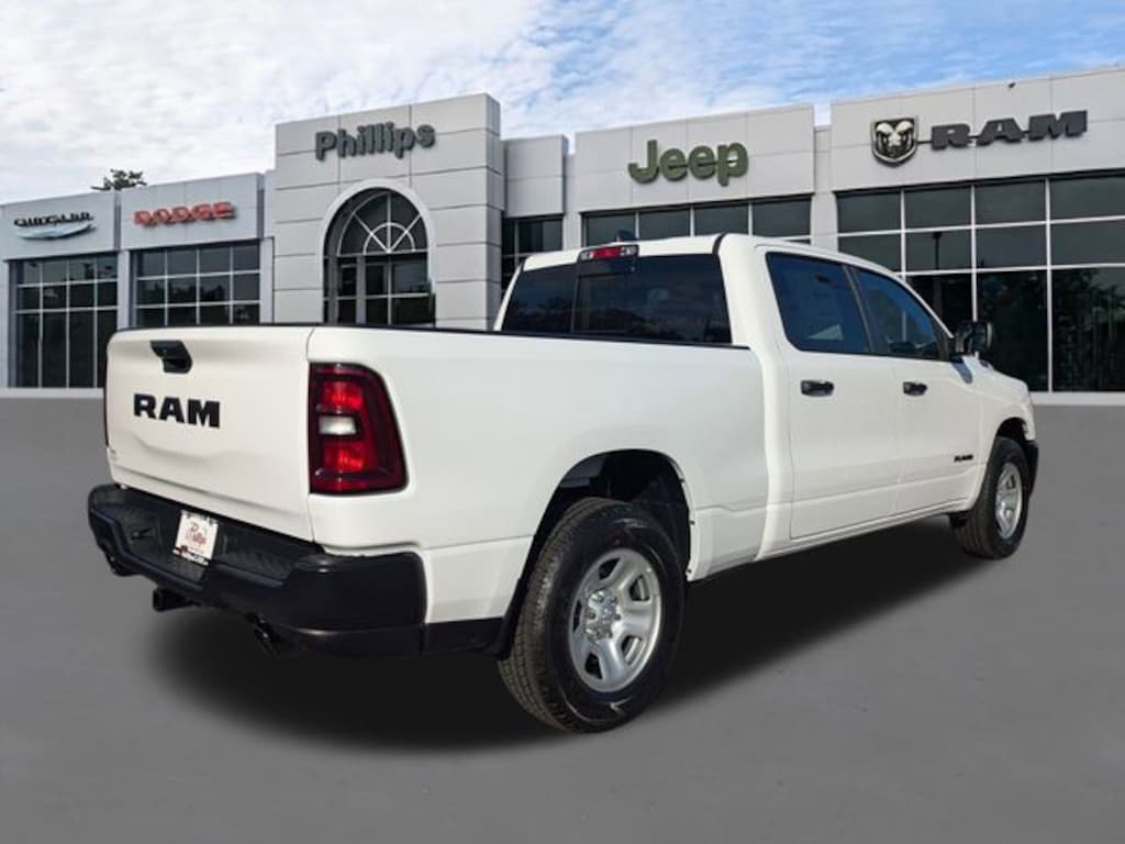 New 2026 Ram 1500 TRADESMAN CREW CAB 4X2 6'4 BOX Pickup
