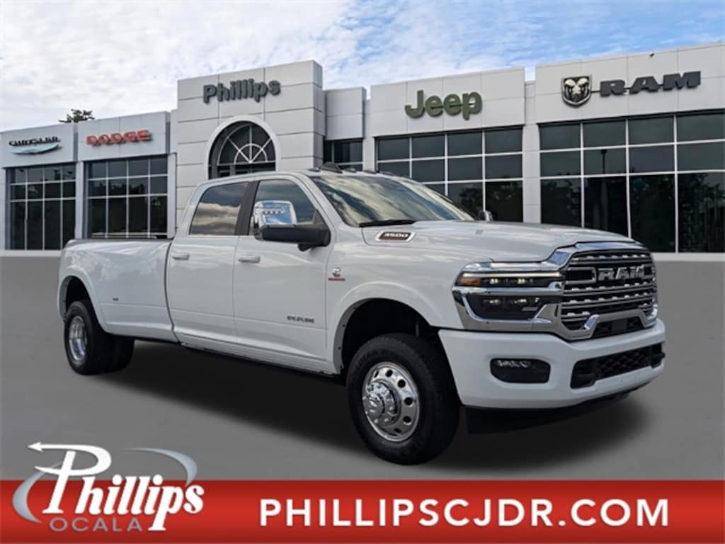 New 2026 Ram 3500 LIMITED LONGHORN CREW CAB 4X4 8' BOX Pickup