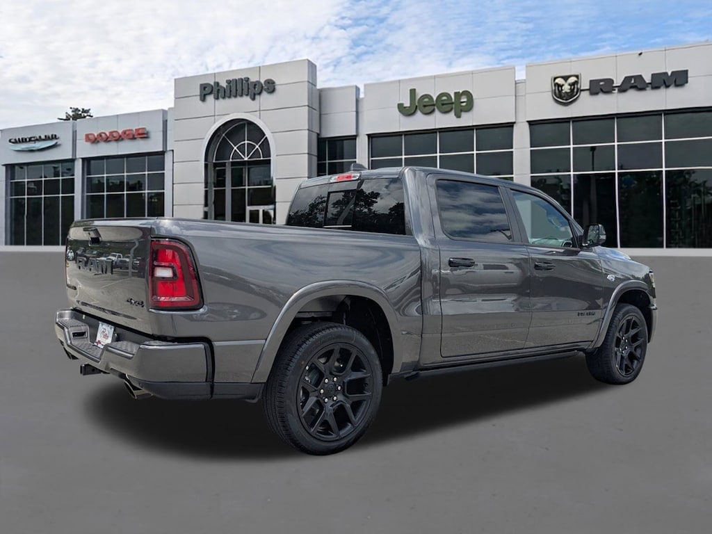 New 2026 Ram 1500 LARAMIE CREW CAB 4X4 5'7 BOX Pickup