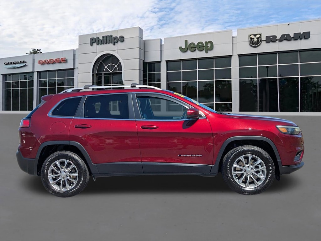 Used 2021 Jeep Cherokee Latitude Plus SUV