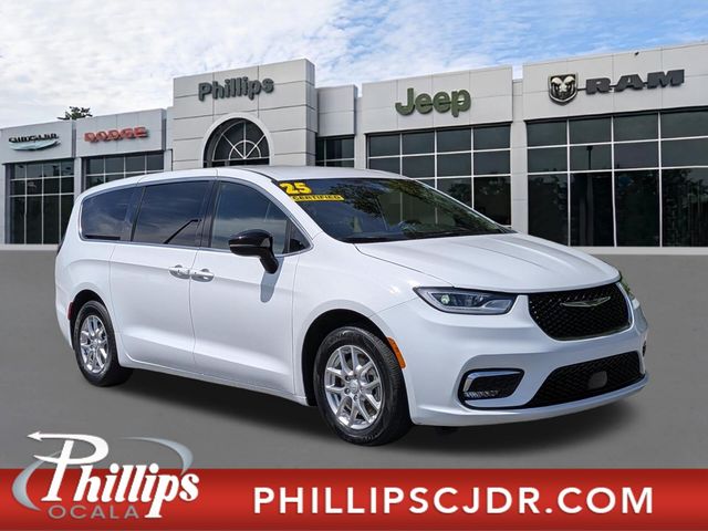 2025 Chrysler Pacifica