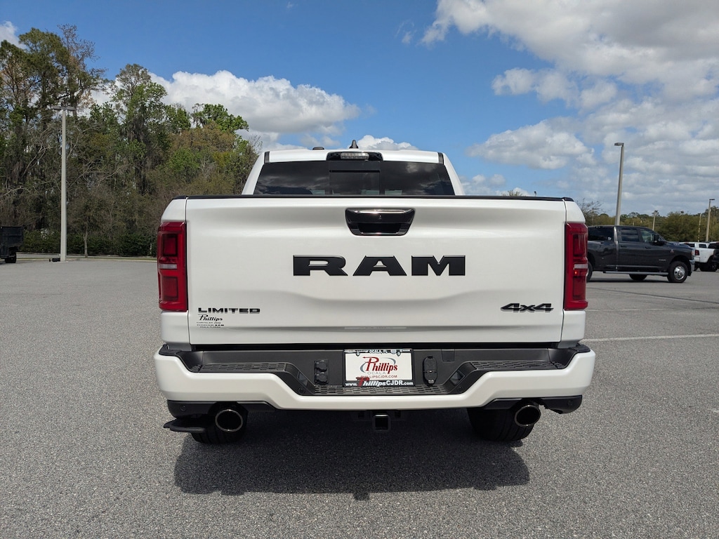 New 2026 Ram 1500 LIMITED CREW CAB 4X4 5'7 BOX Pickup