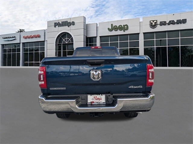 2024 Ram 2500 Big Horn photo 4