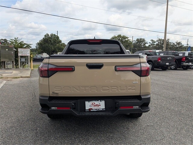 2024 Hyundai Santa Cruz SE photo 4