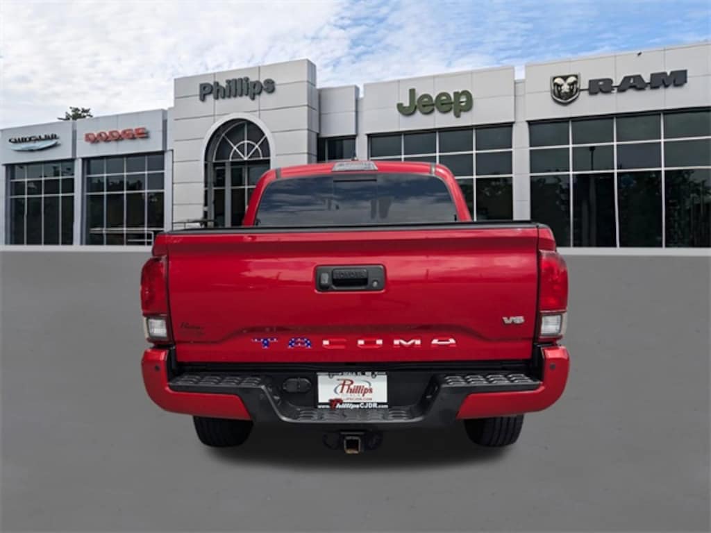 Certified 2022 Toyota Tacoma SR5 Truck