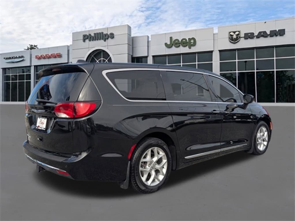 Certified 2019 Chrysler Pacifica Touring Plus Minivan/Van