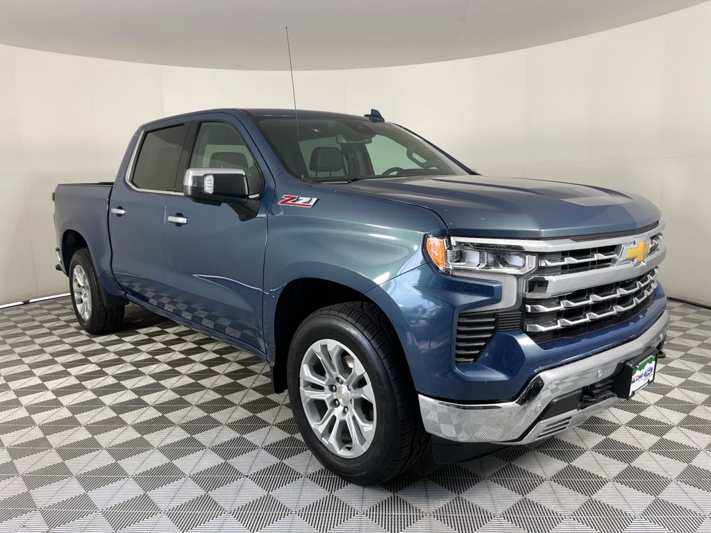2024 Chevrolet Silverado 1500 LTZ's photo