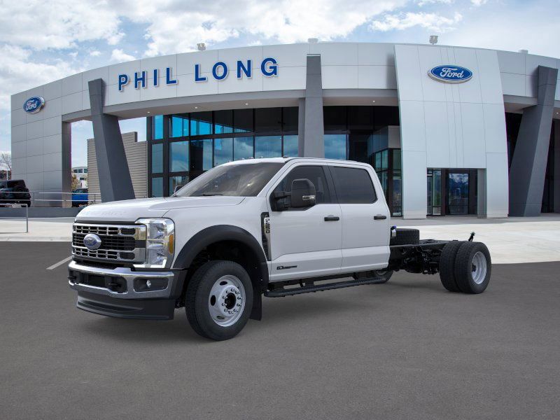 2025 Ford F-550 Super Duty Chassis Cab XL's photo