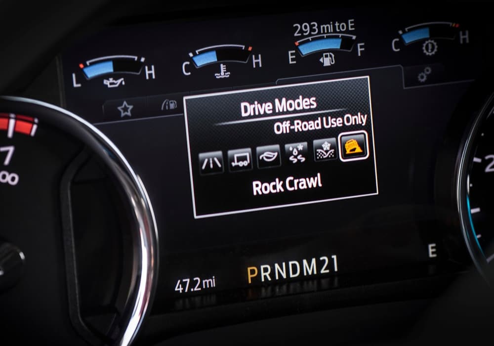 2020 Ford Super Duty F-250 Tremor Driving Modes.png 2020 Ford Super Duty Tremor driving modes selection screen