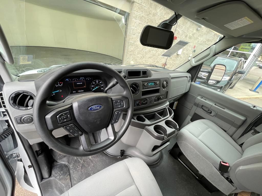 2024 Ford E-Series Cutaway Base - Photo 28