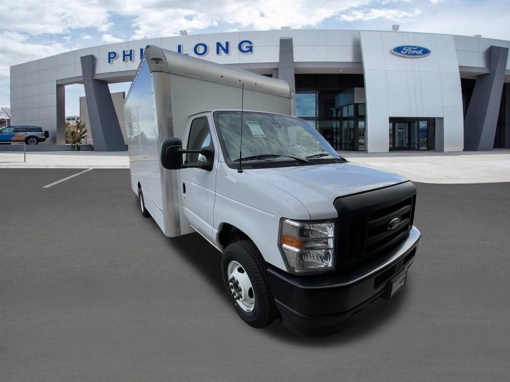 2024 Ford E-Series Cutaway